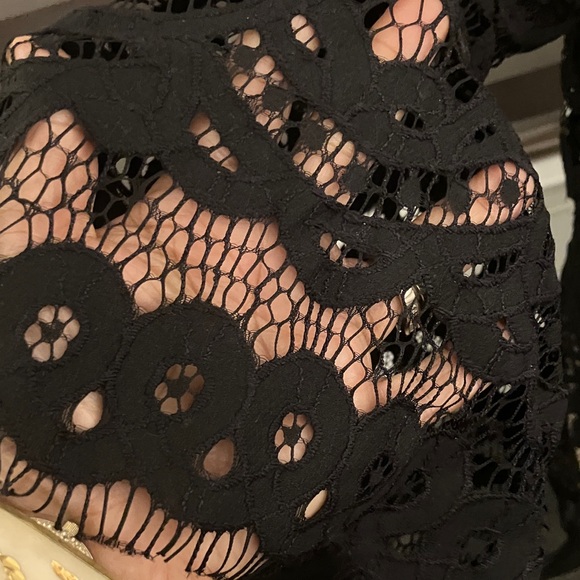 Ivy City Co Black Lace Midi Dress - Picture 4 of 9